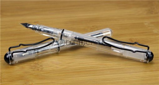 SKB F16 EF rất giống Lamy Vista