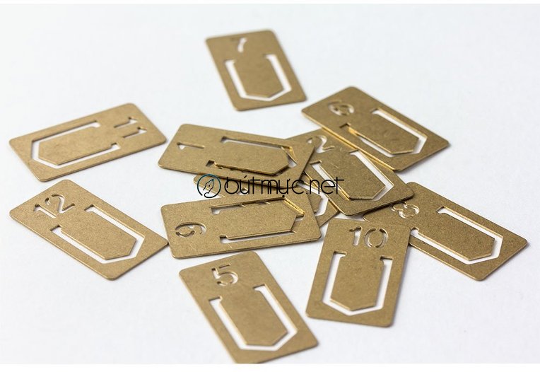 Kích thước hợp lý có thể cài lên sổ cỡ hộ chiếu